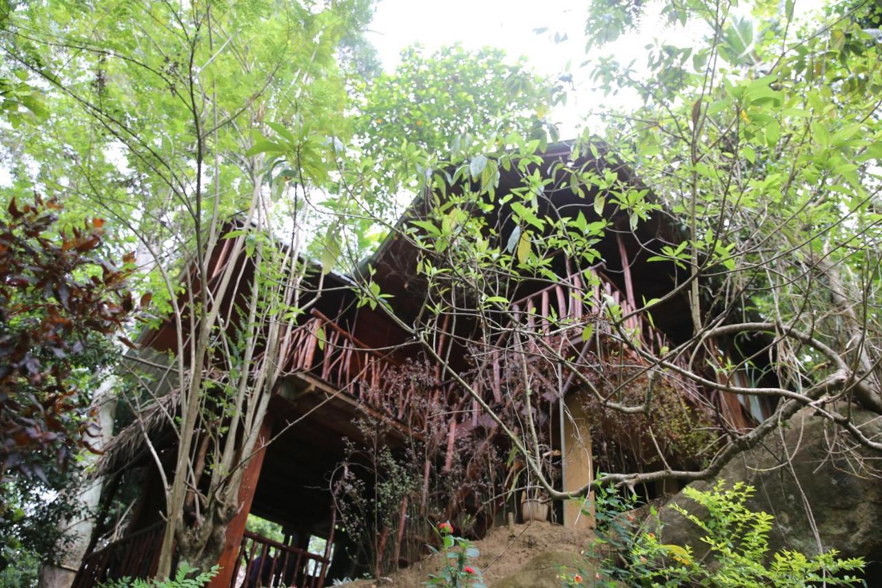 Jungle Face Inn Элла Экстерьер фото