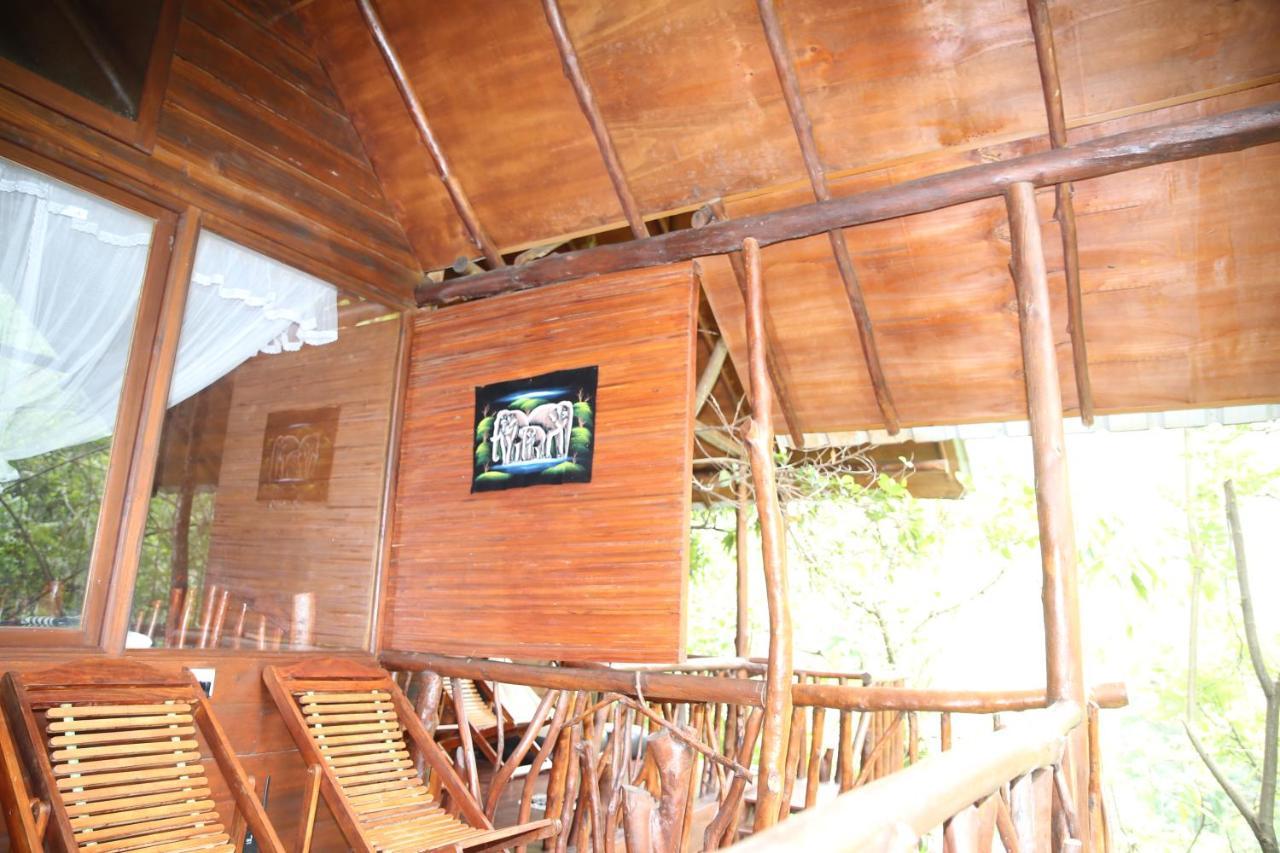 Jungle Face Inn Элла Экстерьер фото