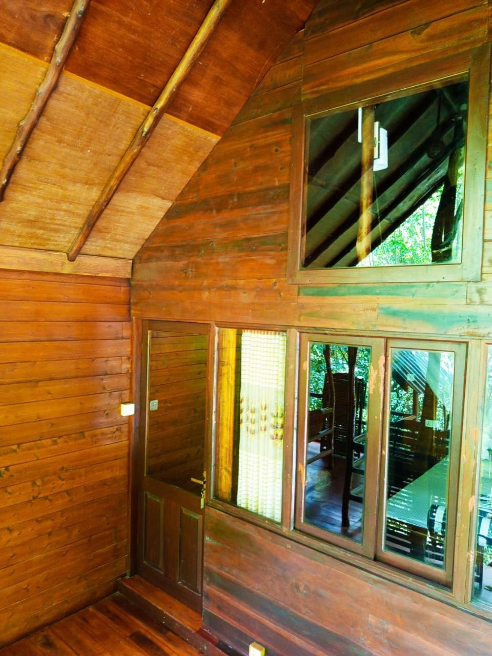 Jungle Face Inn Элла Экстерьер фото