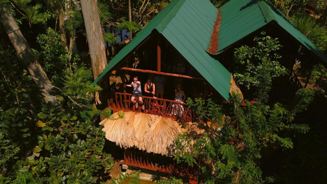 Jungle Face Inn Элла Экстерьер фото